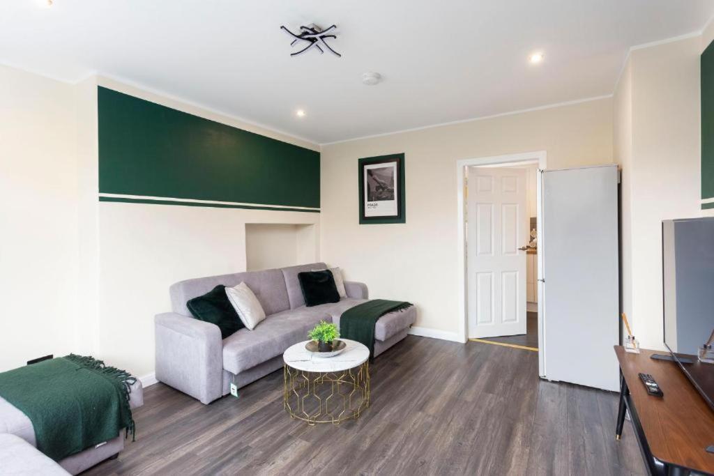 Апартаменты Stylish 3 Bed Edinburgh Abode-Parking And Garden Экстерьер фото